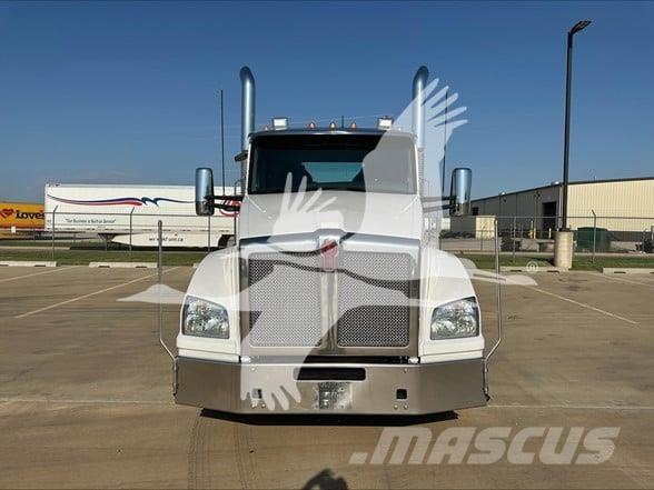 Kenworth T880 Tracteur routier