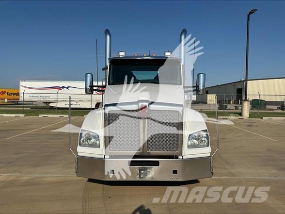 Kenworth T880 Tracteur routier