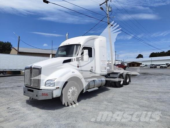 Kenworth T880 Tracteur routier
