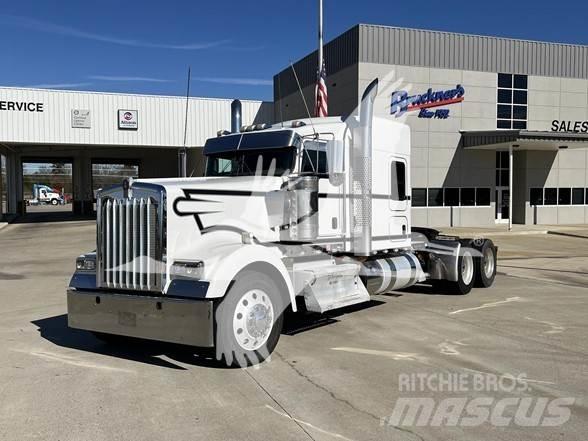 Kenworth W900 Tracteur routier
