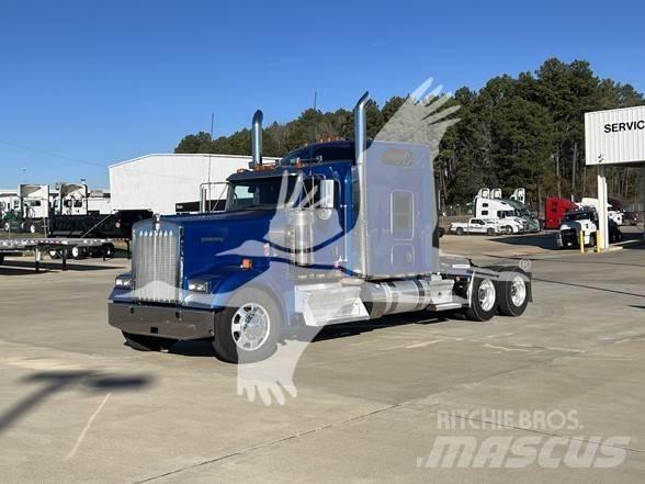 Kenworth W900L Tracteur routier