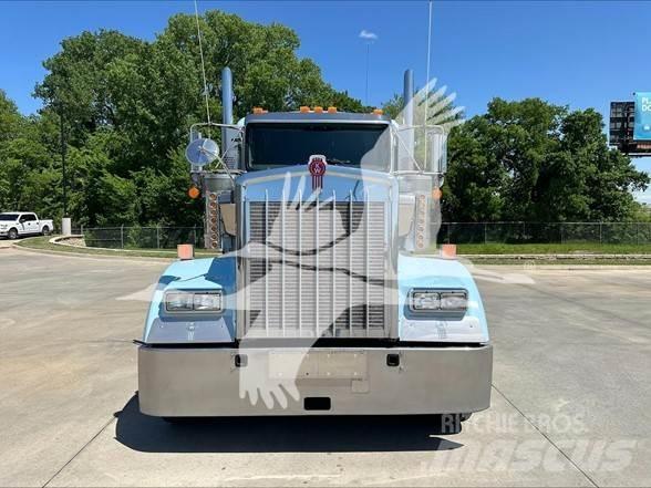 Kenworth W900L Tracteur routier