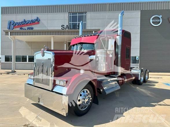 Kenworth W900L Tracteur routier