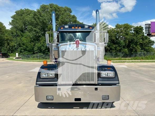 Kenworth W900L Tracteur routier