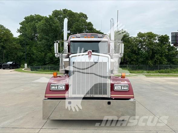 Kenworth W900L Tracteur routier