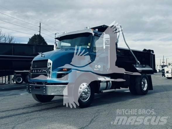 Mack MD6 Camion benne