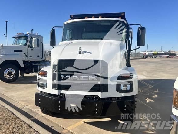 Mack MD6 Camion benne