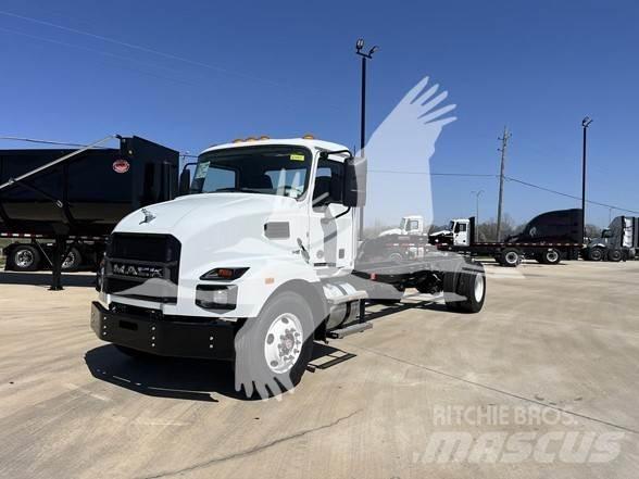 Mack MD6 Châssis cabine