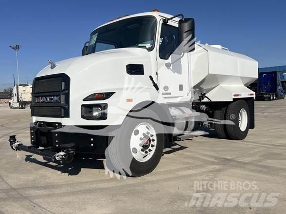 Mack MD6 Motrici cisterna