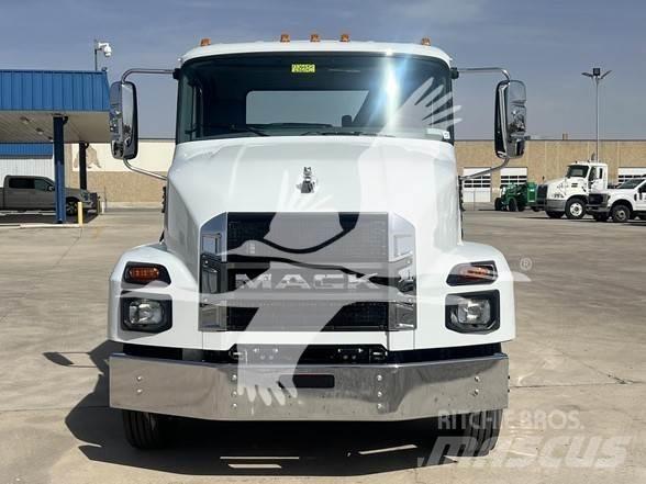 Mack MD6 Châssis cabine