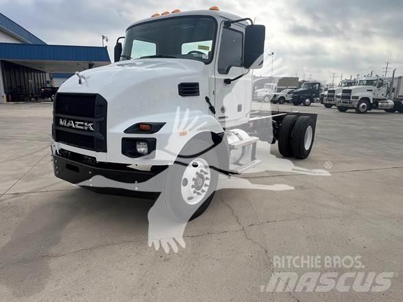 Mack MD6 Châssis cabine