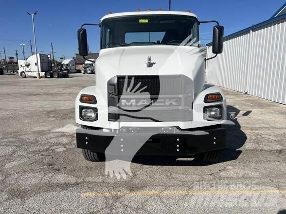 Mack MD6 Châssis cabine