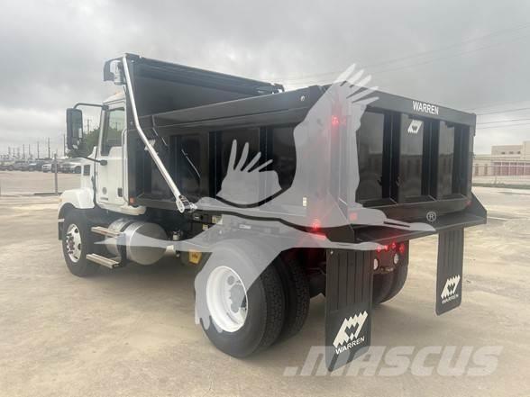 Mack MD6 Camion benne