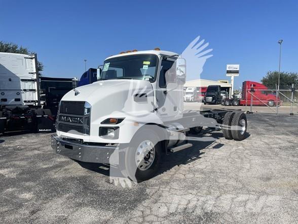 Mack MD6 Châssis cabine