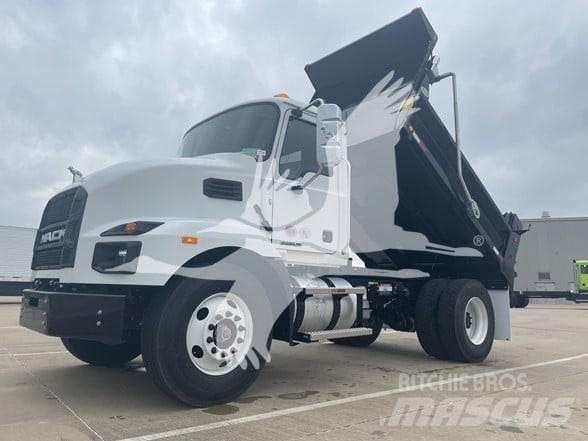 Mack MD7 Camion benne