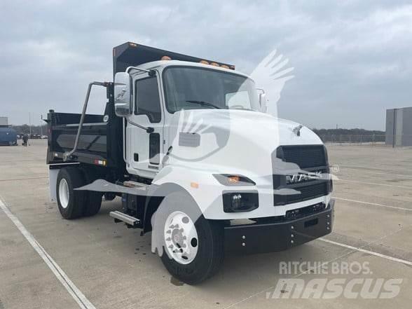 Mack MD7 Camion benne