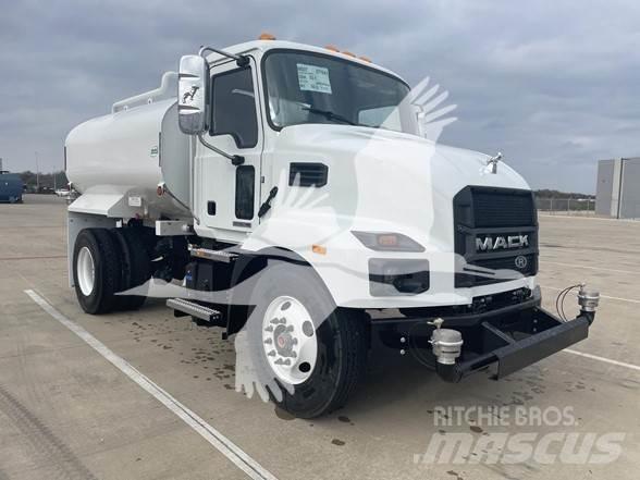 Mack MD7 Motrici cisterna