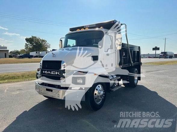 Mack MD7 Camion benne