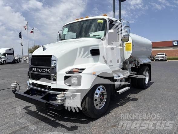 Mack MD7 Motrici cisterna