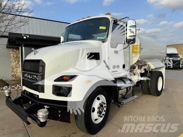 Mack MD7 Motrici cisterna