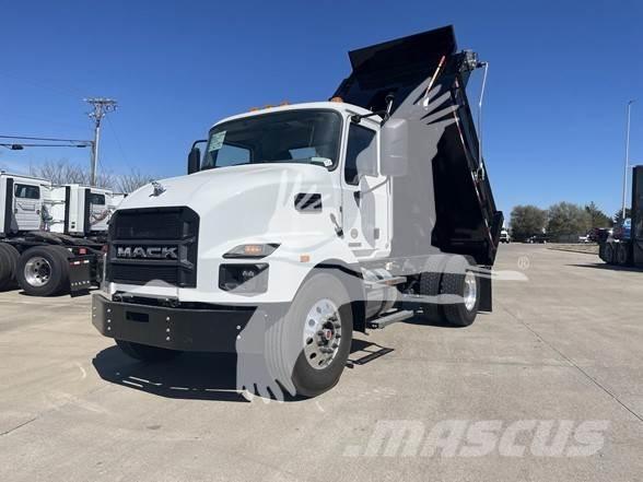 Mack MD7 Camion benne