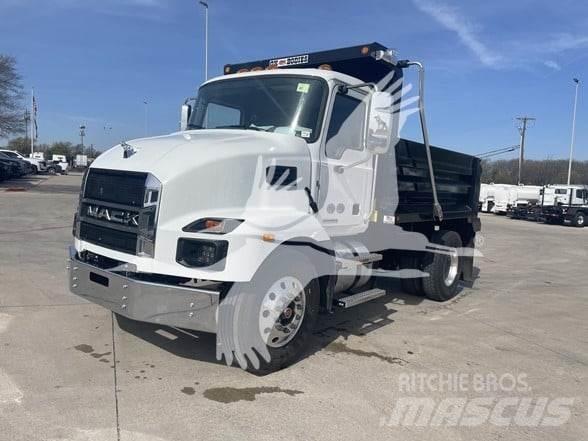 Mack MD7 Camion benne