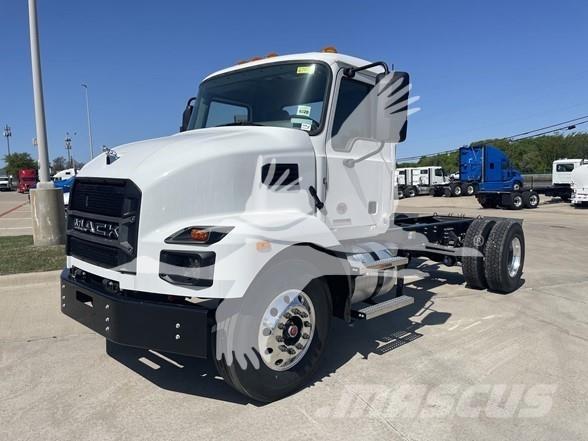 Mack MD7 Châssis cabine