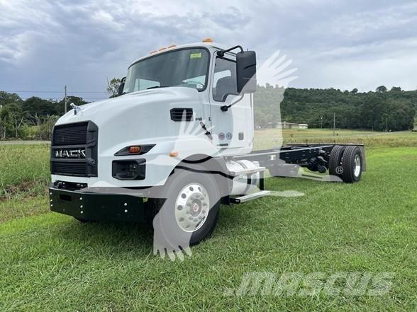 Mack MD7 Châssis cabine