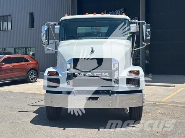 Mack MD7 Construction - Autres