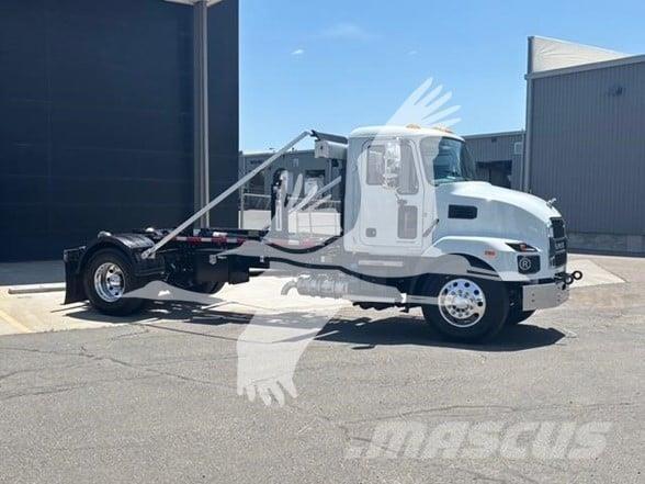 Mack MD7 Construction - Autres