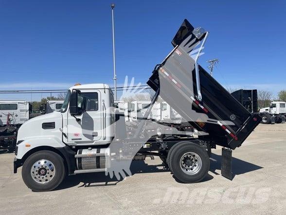 Mack MD7 Camion benne