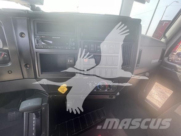 Mack MD7 Construction - Autres
