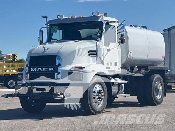 Mack MD7 Motrici cisterna
