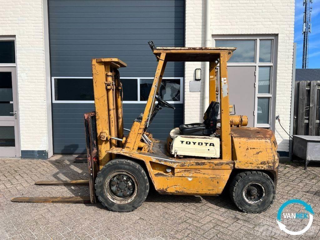 Toyota 3FD30 3FD30 Chariots diesel