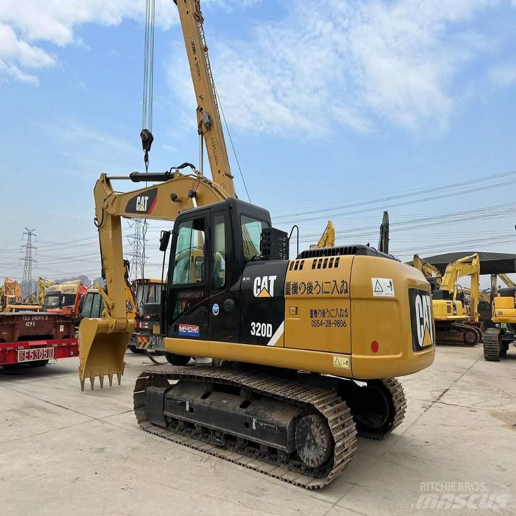 CAT 320 D Pelle sur chenilles