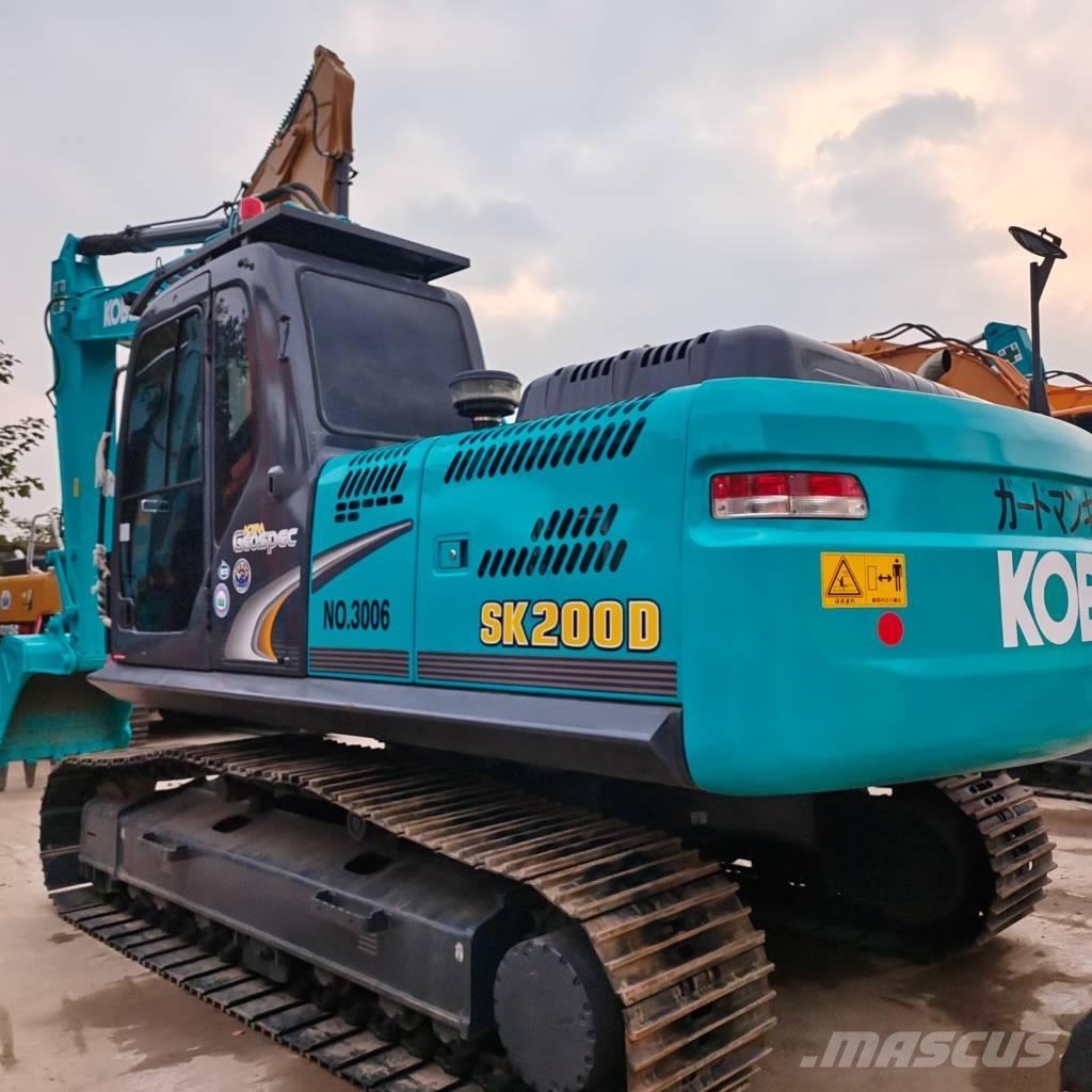 Kobelco SK 200 Pelle sur chenilles