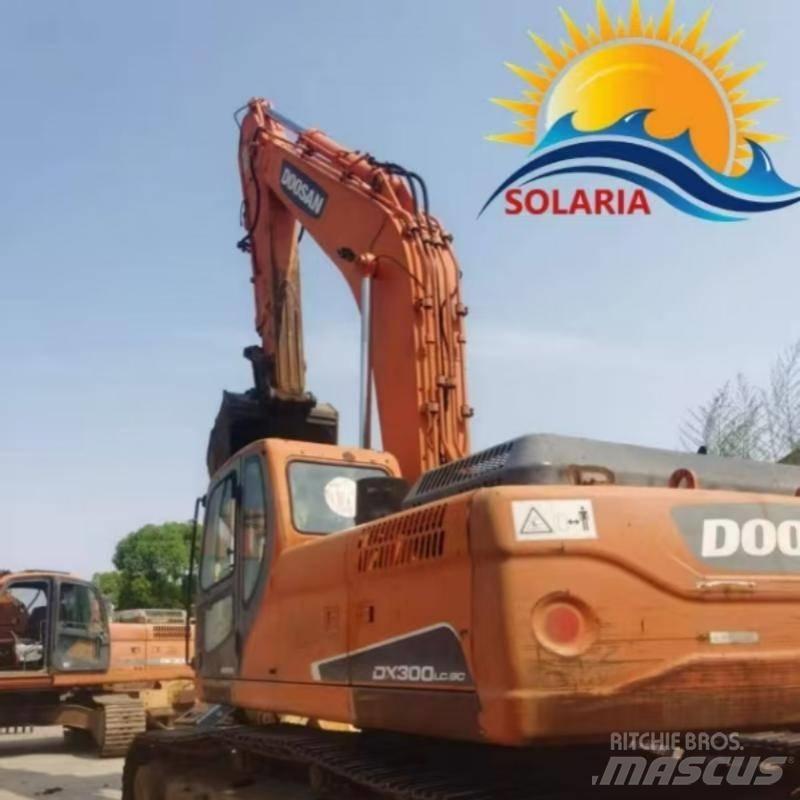 Doosan DX 300 Pelle sur chenilles