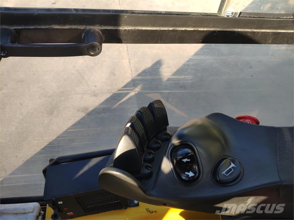 Yale ERP20VT Chariots élévateurs électriques