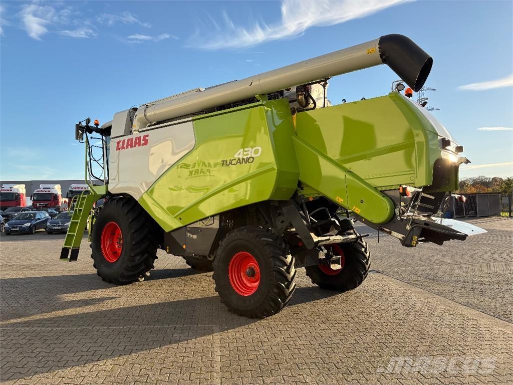 CLAAS Tucano 430 Moissonneuse batteuse