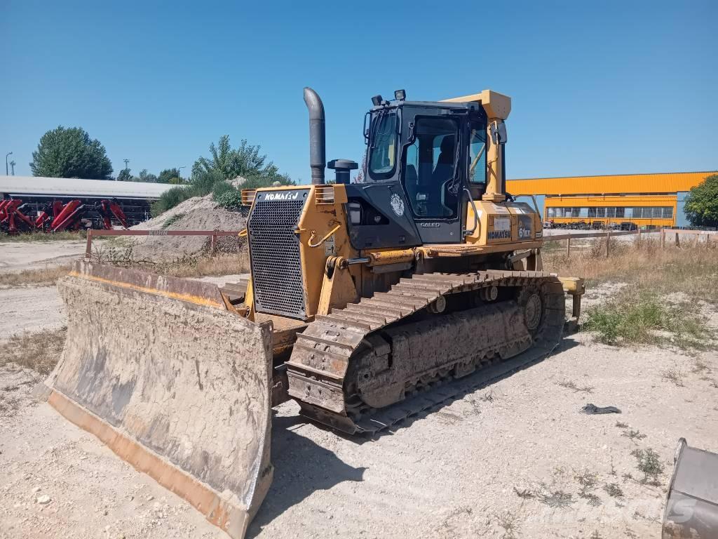 Komatsu D 61 EX-15 Bouteurs sur chenilles