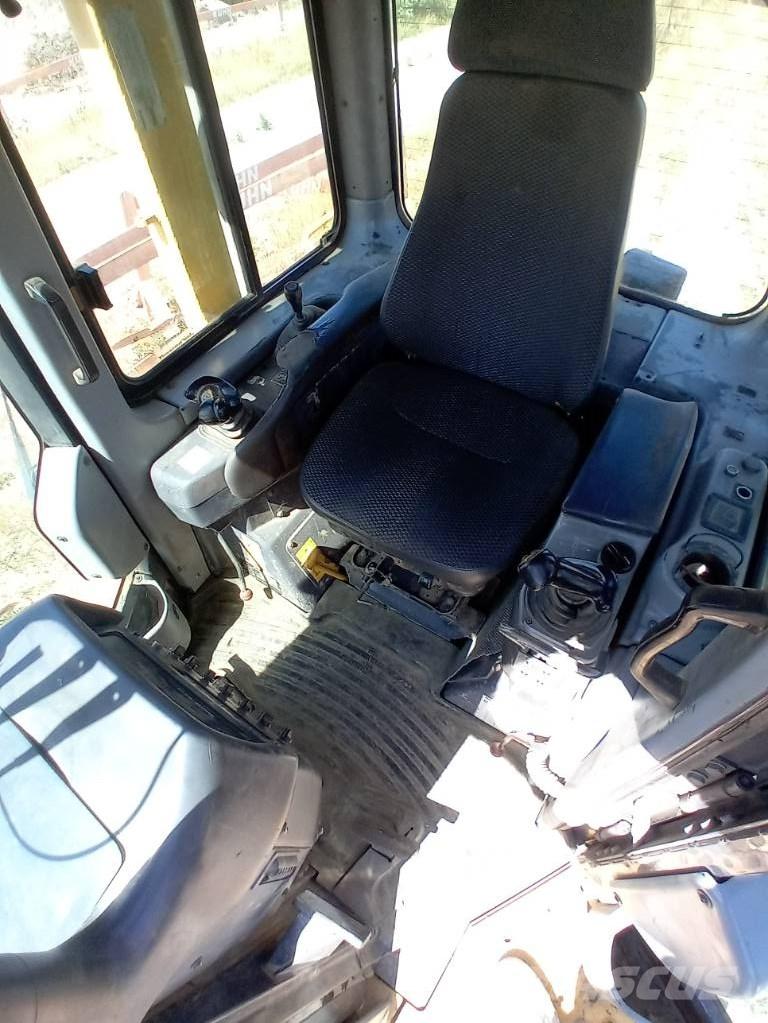 Komatsu D 61 EX-15 Bouteurs sur chenilles