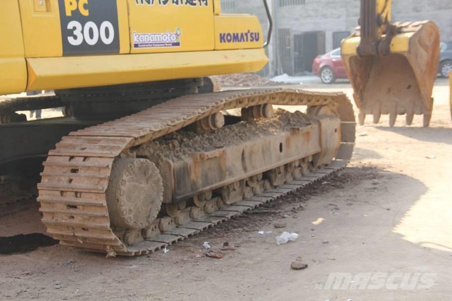 Komatsu PC 300-7 Pelle sur chenilles