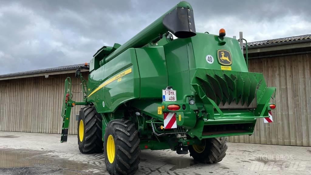 John Deere T 560 Moissonneuse batteuse