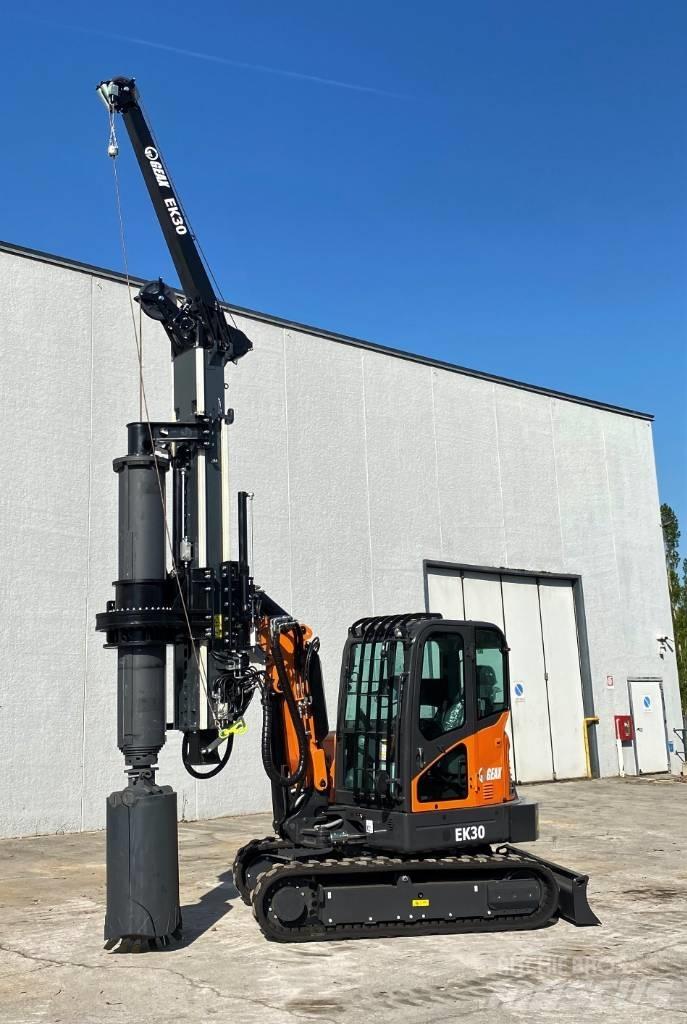  GEAX EK30 Pelle enfonce-pieux