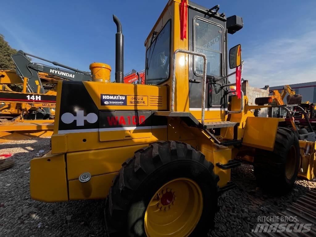 Komatsu WA100 Chargeuse sur pneus