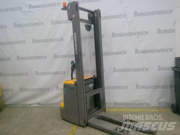 Jungheinrich EJC 220 Gerbeur accompagnant