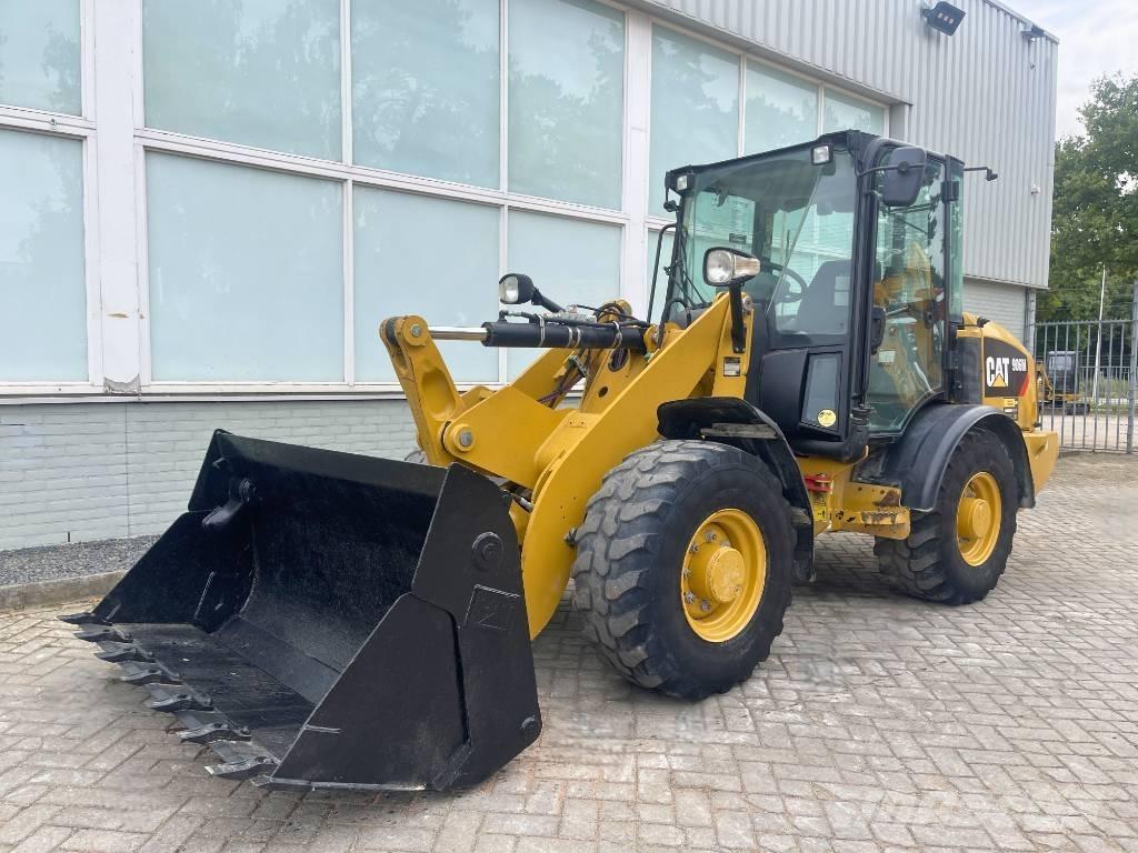 CAT 906 M    2018 Chargeuse sur pneus