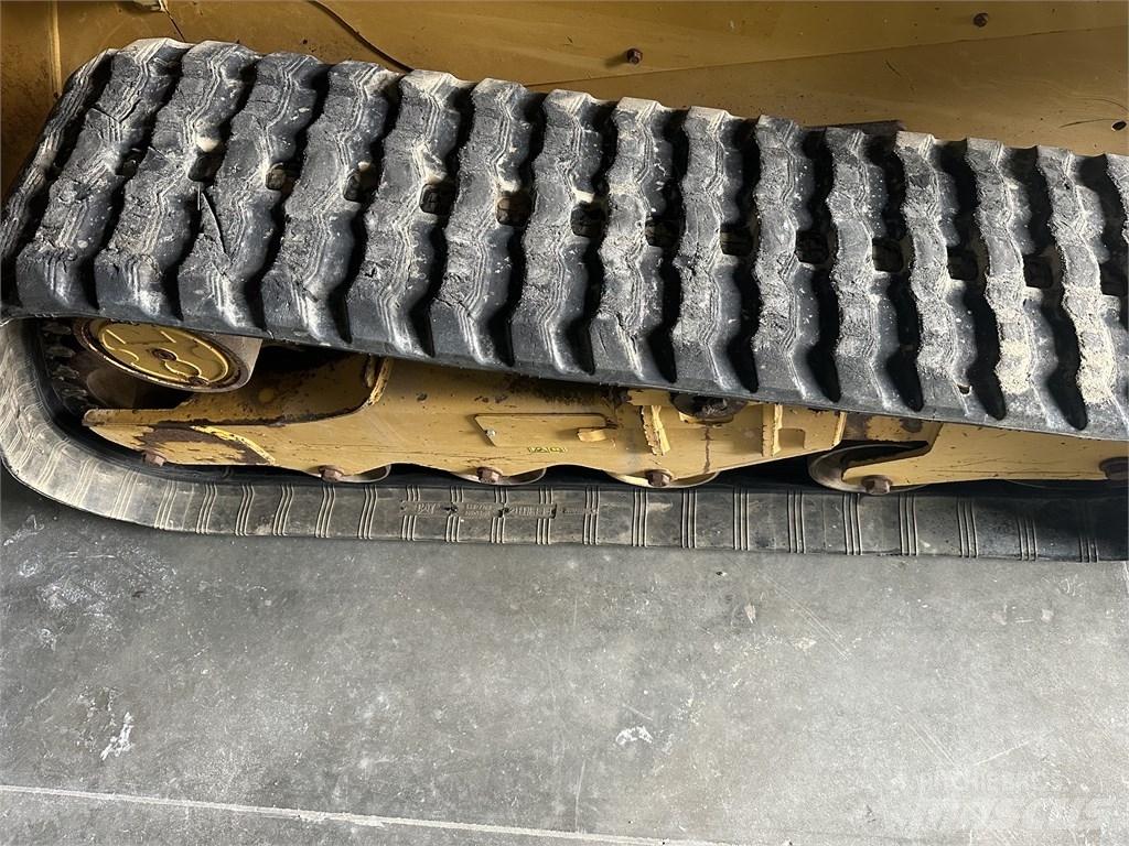 CAT 259D3 Chargeuse compacte