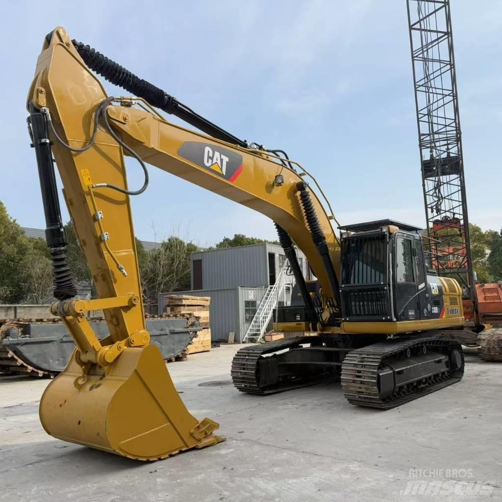 CAT 330d2 Pelle sur chenilles