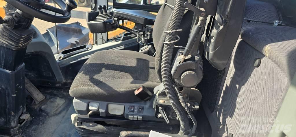 Liebherr L 566 Chargeuse sur pneus